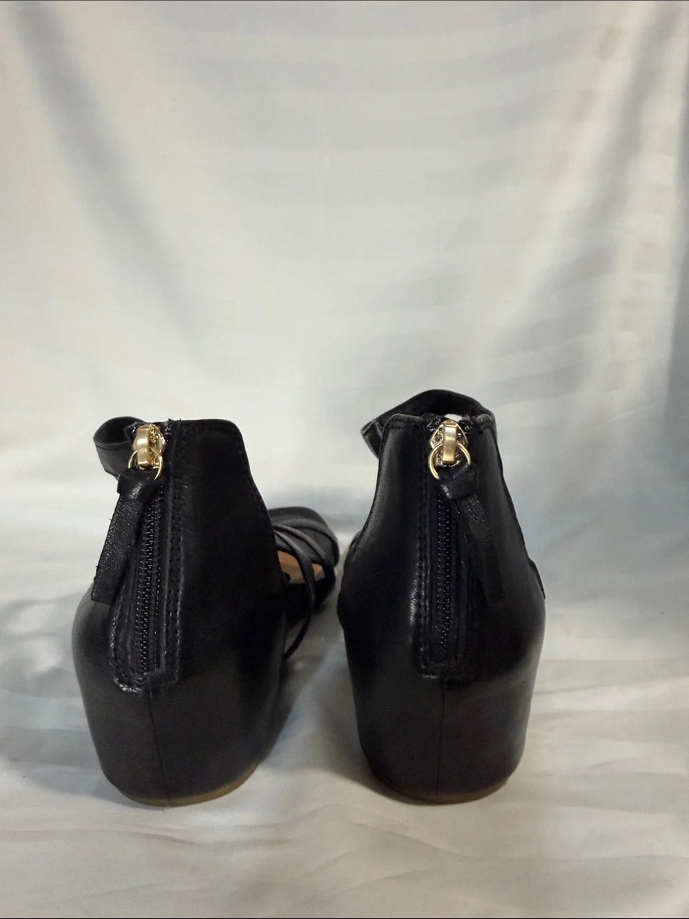 Söfft Black Leather Gladiator Wedge Sandals Gold Hardware - Size 10